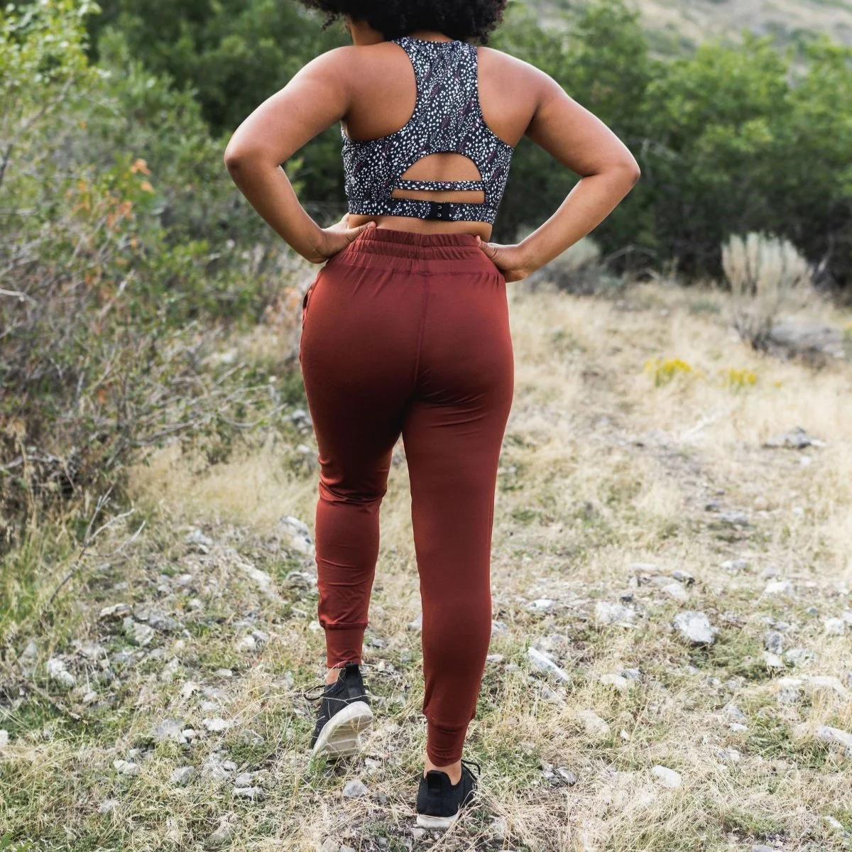 Senita Athletics - Weekend Joggers (Bronze) - Image 3